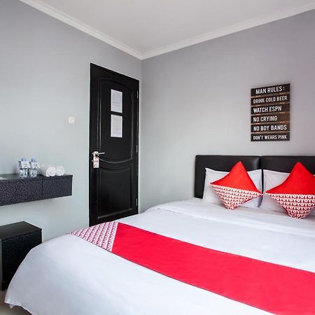 Oyo 105 La Maison D Ilona Jakarta Eksteriør billede