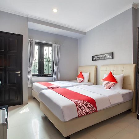 Oyo 105 La Maison D Ilona Jakarta Eksteriør billede