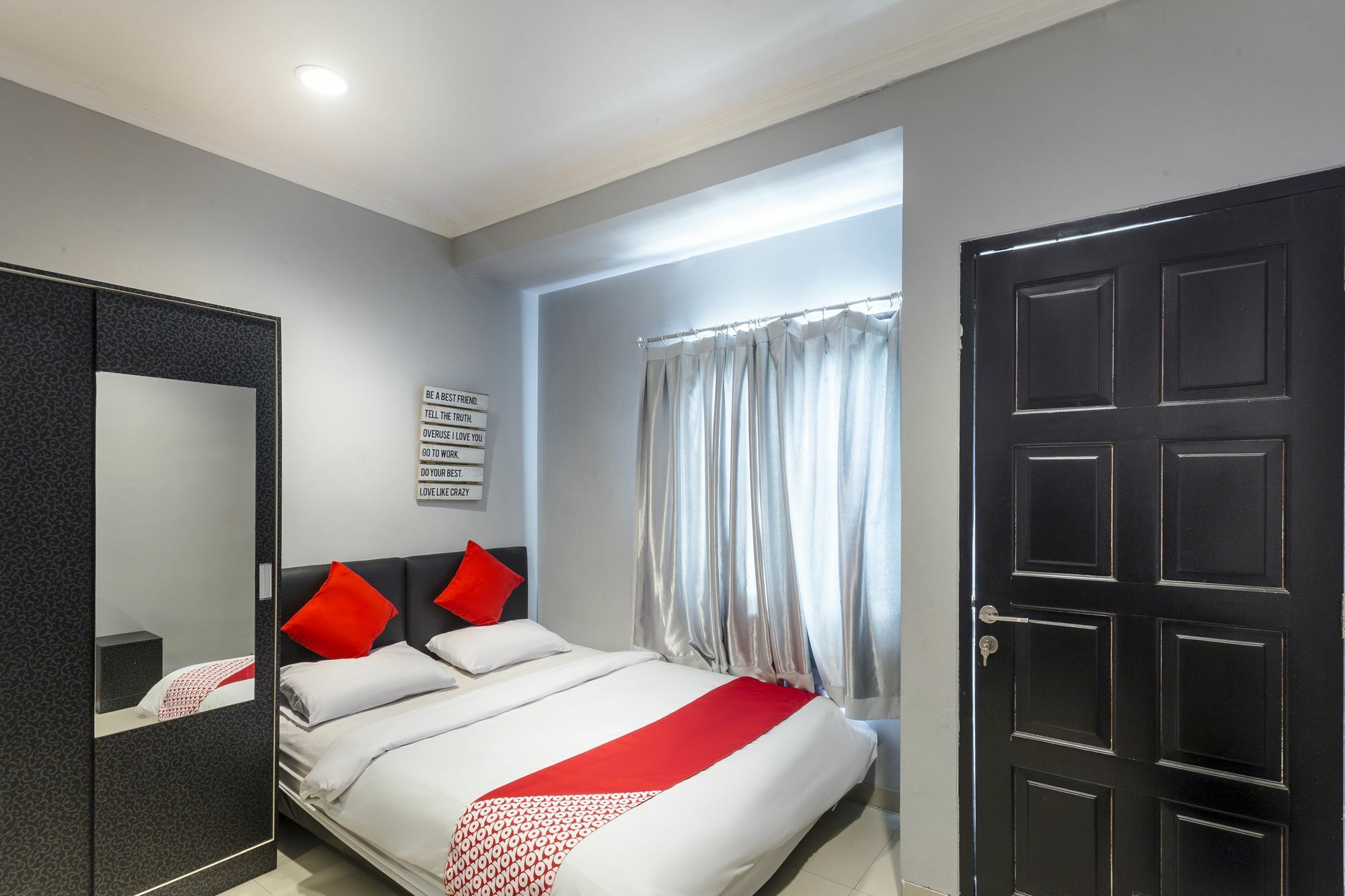 Oyo 105 La Maison D Ilona Jakarta Eksteriør billede